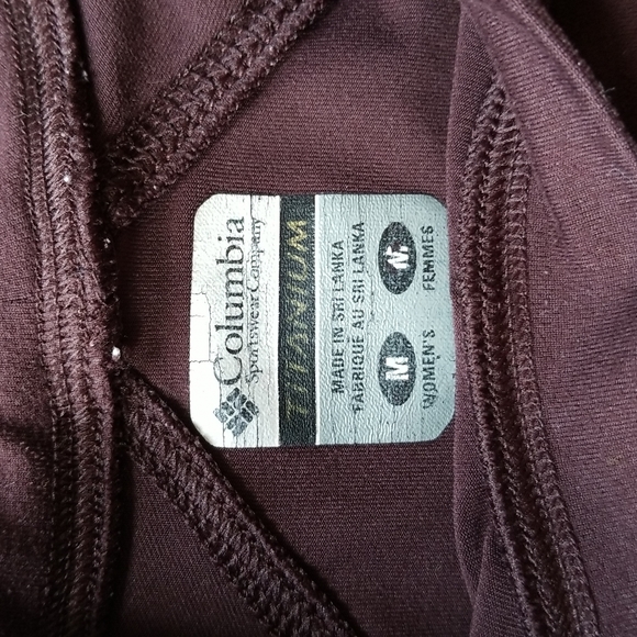 ❄️❄️ Columbia Titanium Long Sleeve Top ❄️❄️ - Picture 2 of 7